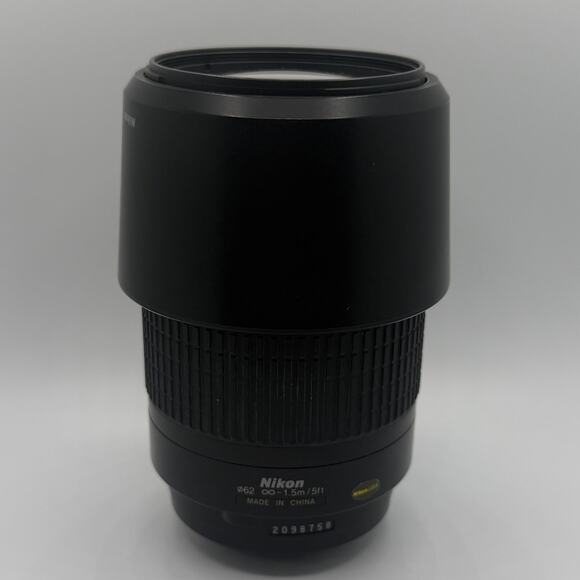 Nikon AF NIKKOR 70-300mm f/4-5.6G ED VR Zoom Lens Excellent Condition - Picture 2 of 5
